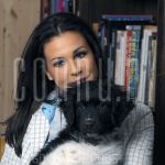 14-03-2005 Annemarie Postma at studio in Amsterdam.

[keywords]Posed, Headshot, Dog, Writer[/keywords]